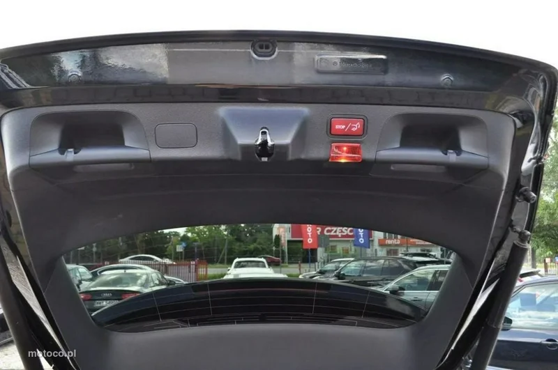 Mercedes-Benz CLA C118 200 32