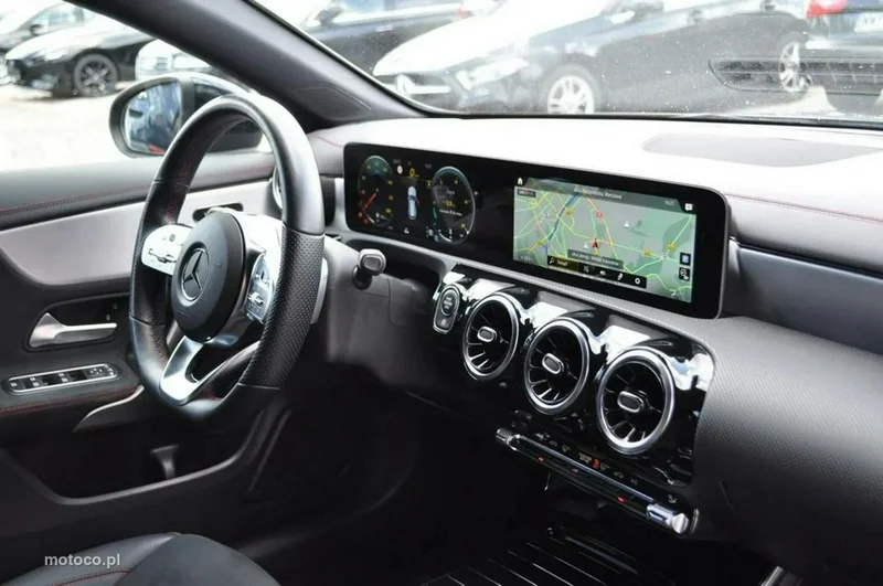 Mercedes-Benz CLA C118 200 35