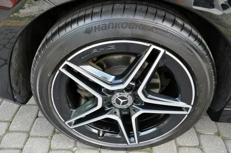 Mercedes-Benz CLA C118 200 6