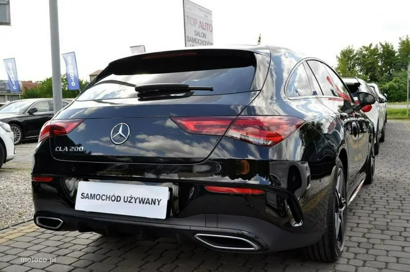 Mercedes-Benz CLA C118 200 8