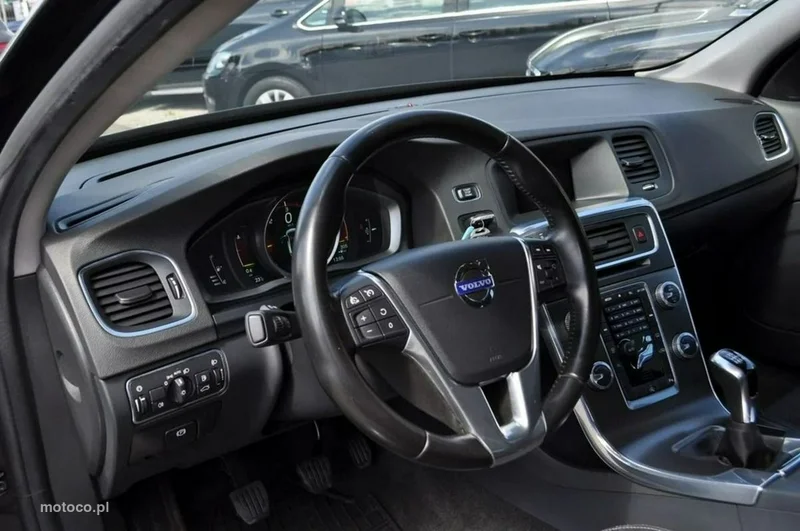 Volvo S60 17