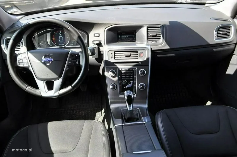 Volvo S60 28