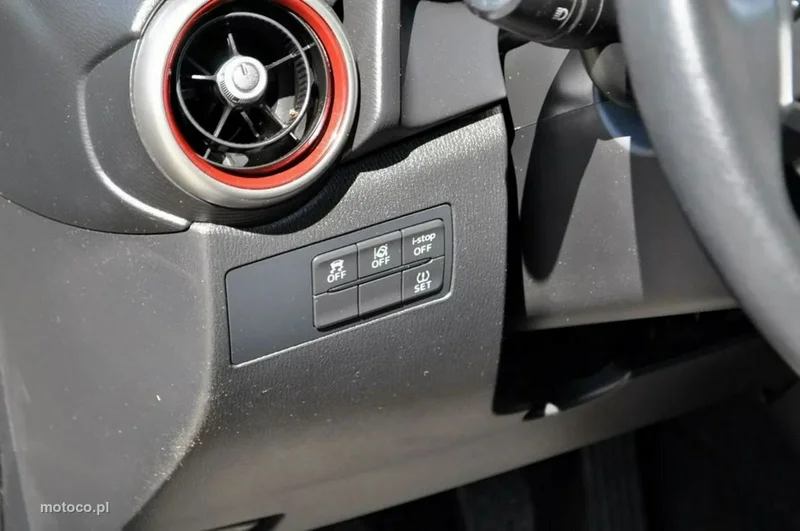 Mazda 2 17