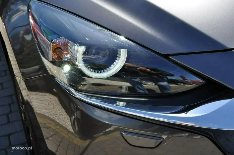 Mazda 2 7