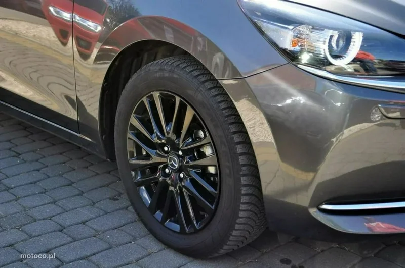 Mazda 2 9