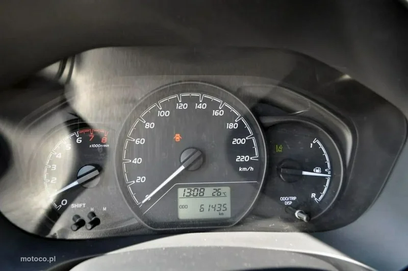 Toyota Yaris XP130 16