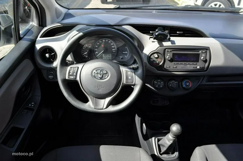 Toyota Yaris XP130 24
