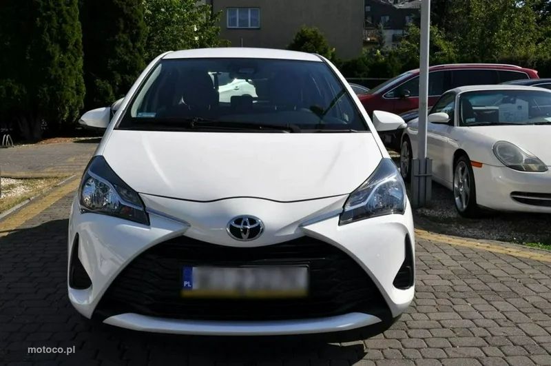 Toyota Yaris XP130 7
