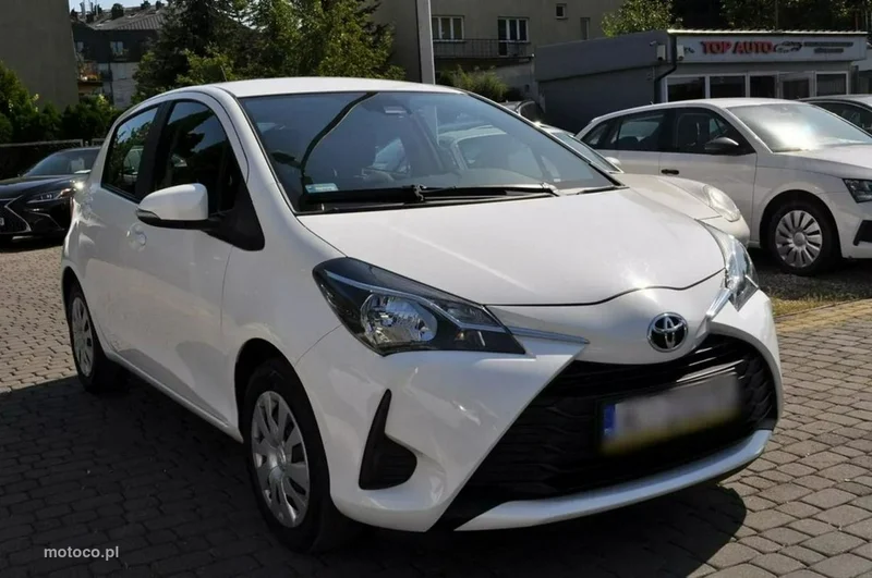 Toyota Yaris XP130 8