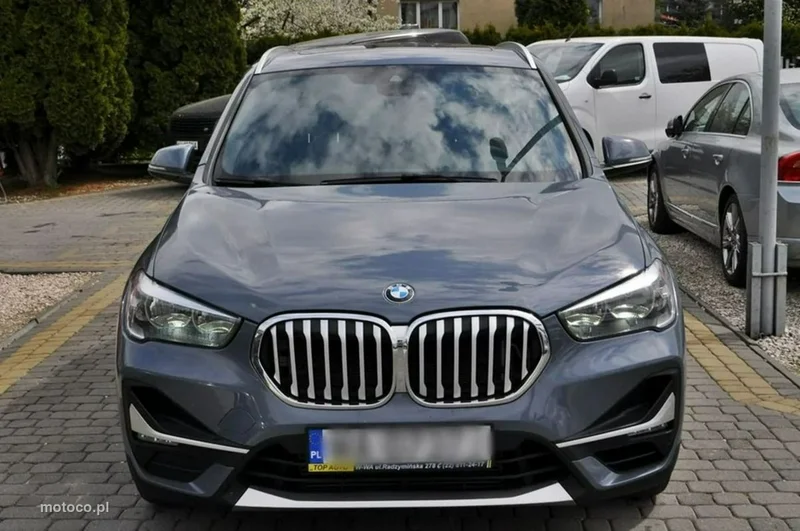 BMW X1 F48 7