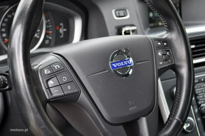 Volvo S60 19