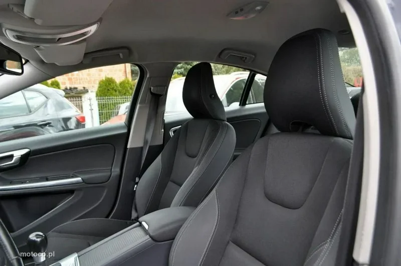 Volvo S60 21