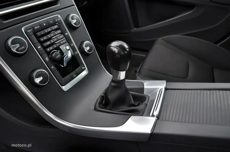 Volvo S60 22