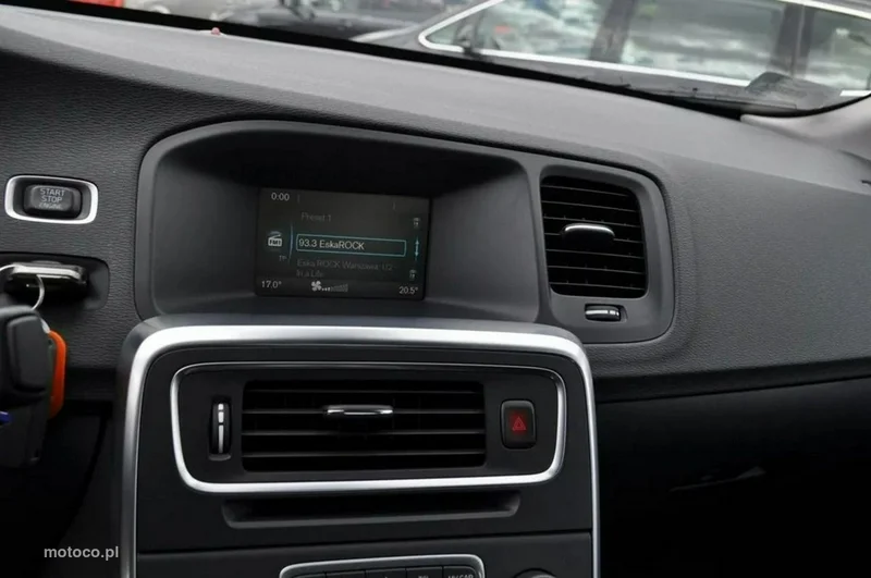Volvo S60 25