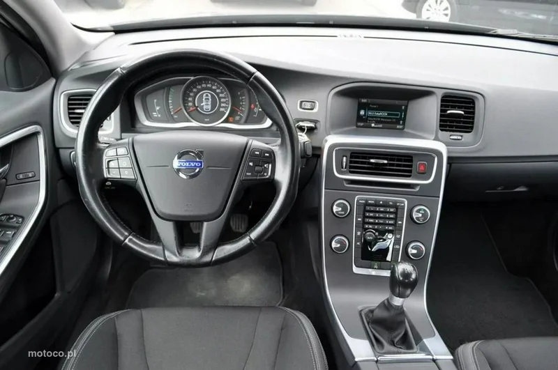 Volvo S60 28