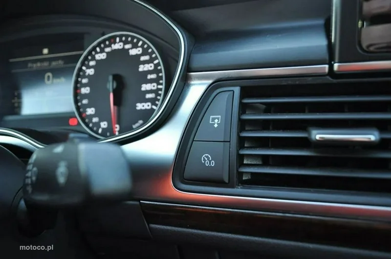 Audi A6 C7 29