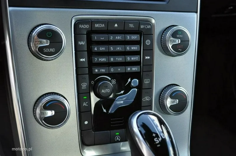 Volvo S60 22