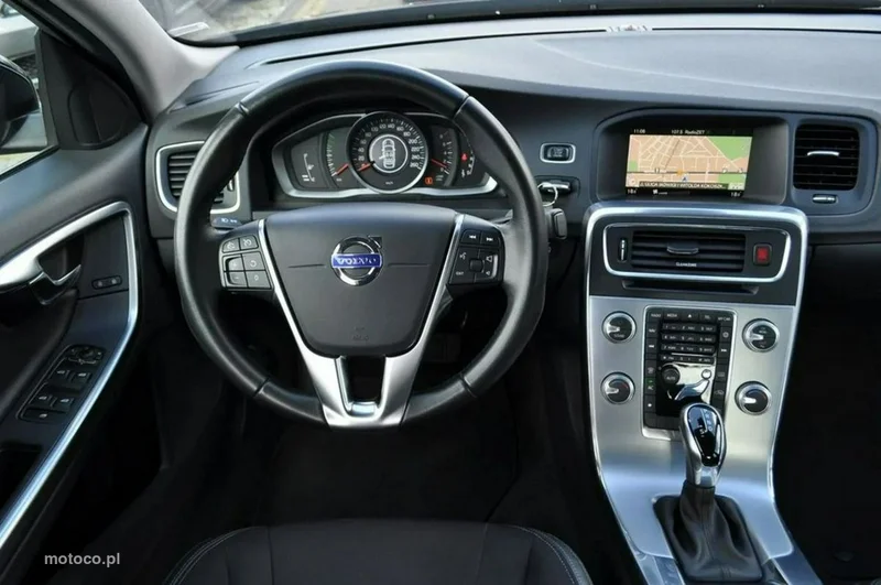 Volvo S60 28