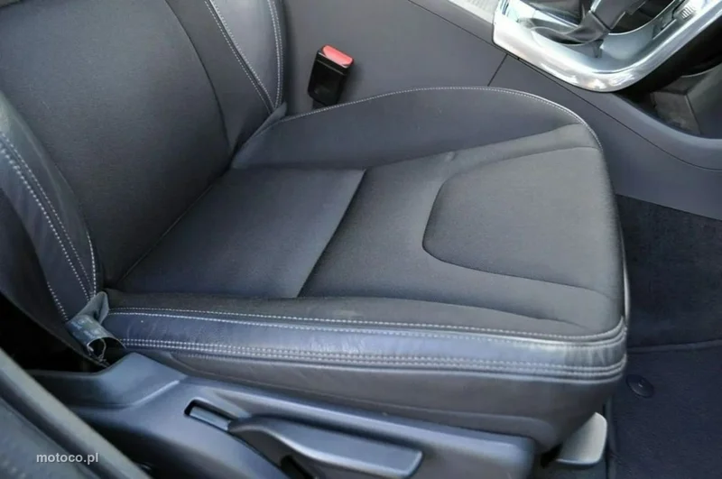Volvo S60 33