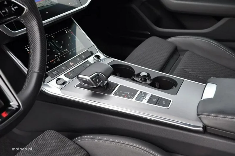 Audi A6 C8 19