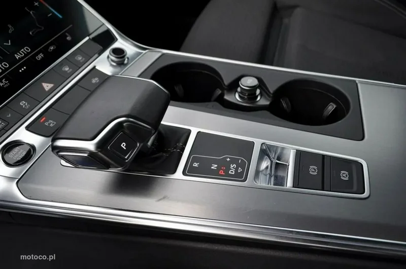 Audi A6 C8 30