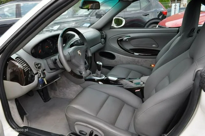 Porsche 911 996 19