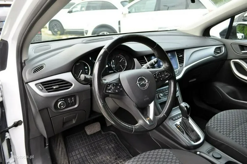 Opel Astra K 15