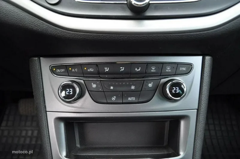 Opel Astra K 21