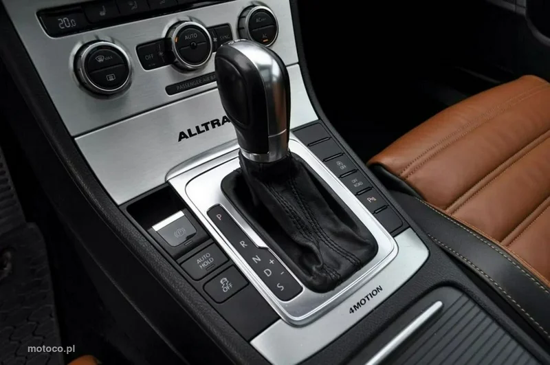 Volkswagen Passat Alltrack 25