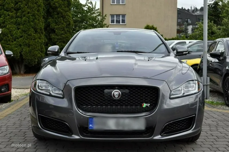 Jaguar XJR 5