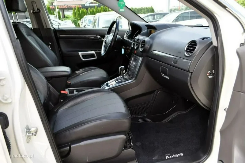 Opel Antara 25