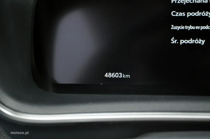Toyota Corolla E210 32