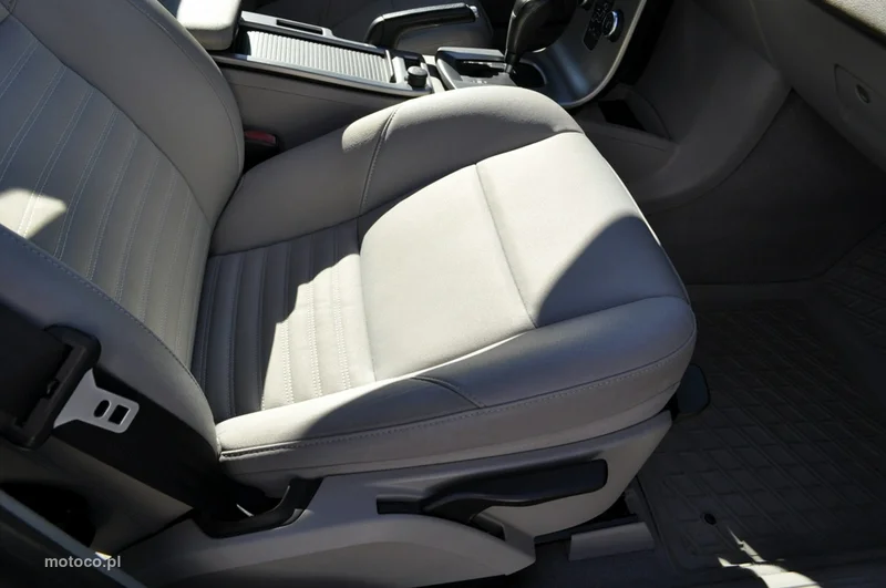 Volvo S40 28