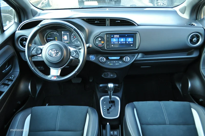 Toyota Yaris XP130 28