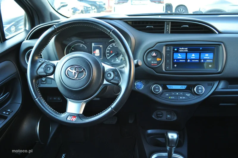 Toyota Yaris XP130 31