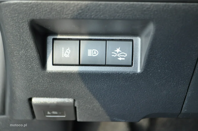 Toyota Yaris XP130 46