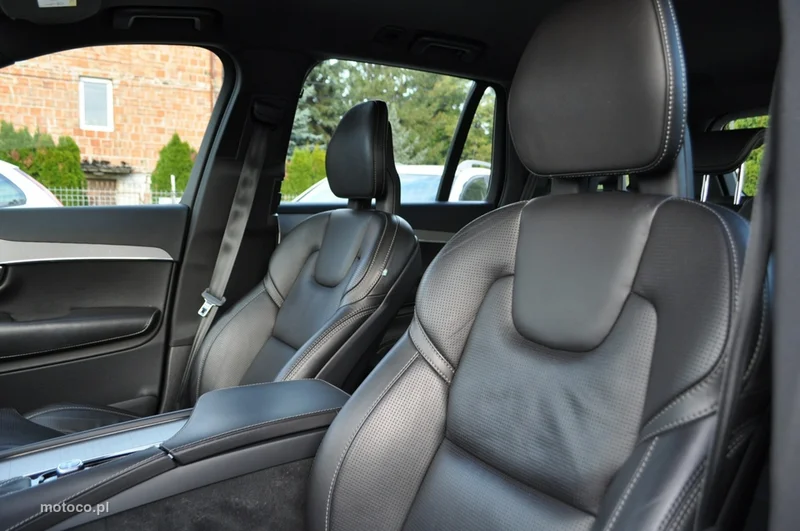 Volvo XC 90 16