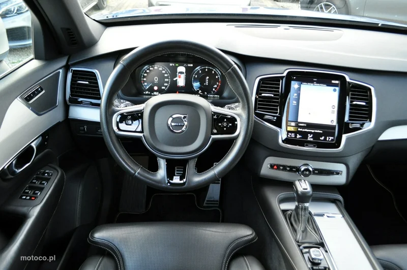 Volvo XC 90 39
