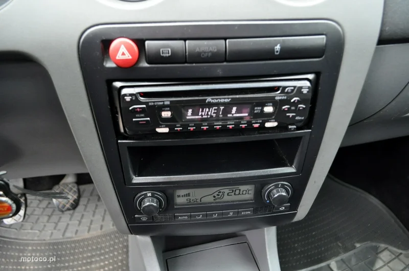 Seat Cordoba 16