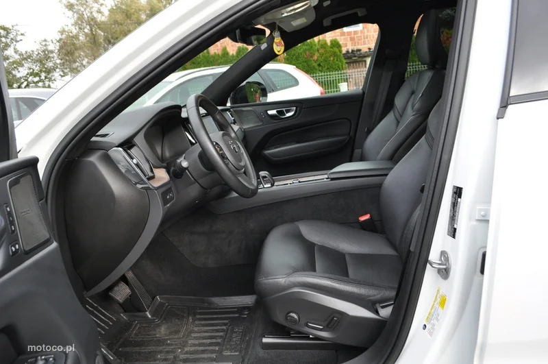Volvo XC 60 12