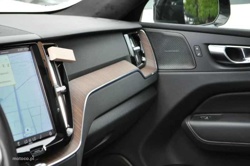 Volvo XC 60 15