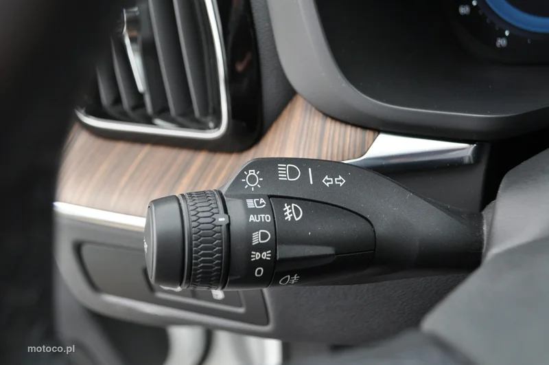 Volvo XC 60 25