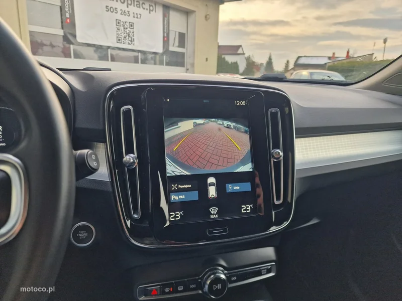 Volvo XC 40 28