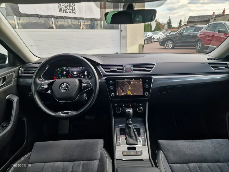 Skoda Superb III 17
