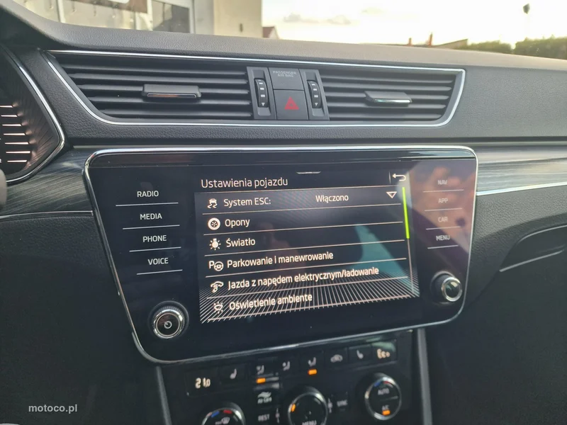 Skoda Superb III 32