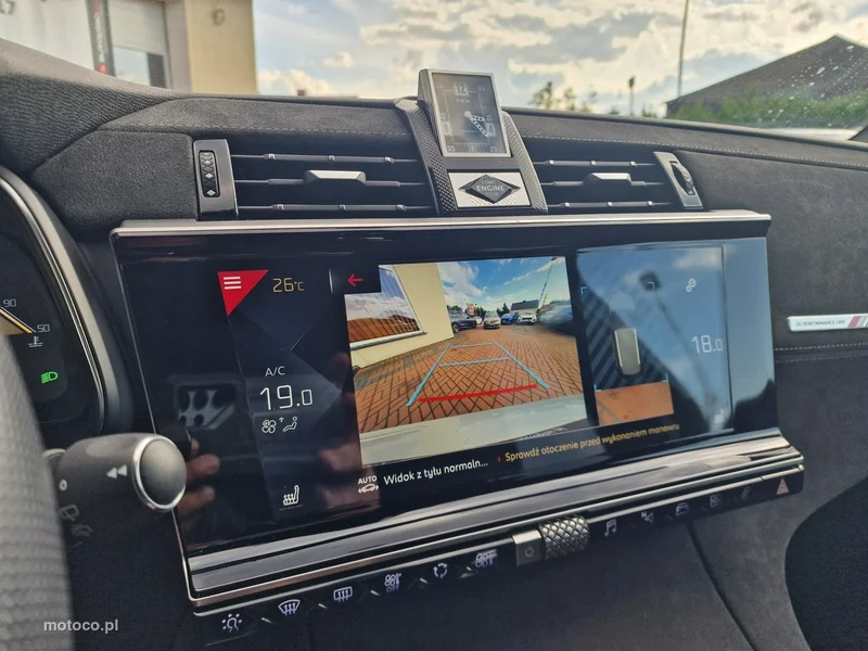 DS Automobiles DS 7 Crossback 30