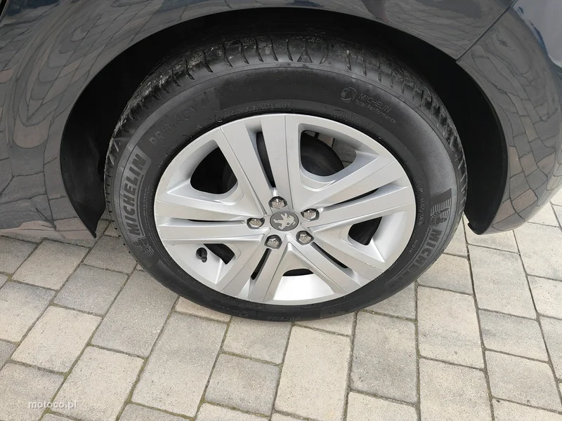 Peugeot 208 29