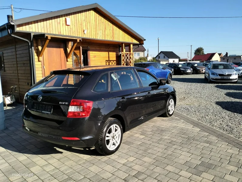 Skoda Rapid I 6