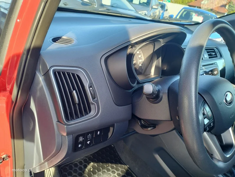 Kia Rio 12