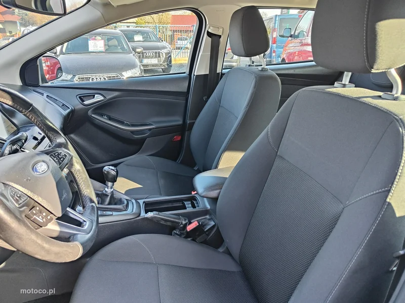 Ford Focus III 11